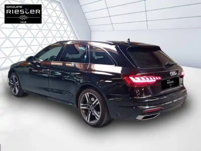 Audi A4 avant 40 tdi 204 s tronic 7 quattro — photo 30