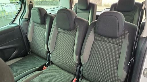 Peugeot Partner Tepee 1.6 Hdi 92 - Access – 2015 – 160420 km – Diesel – Boîte Manuelle — photo 45