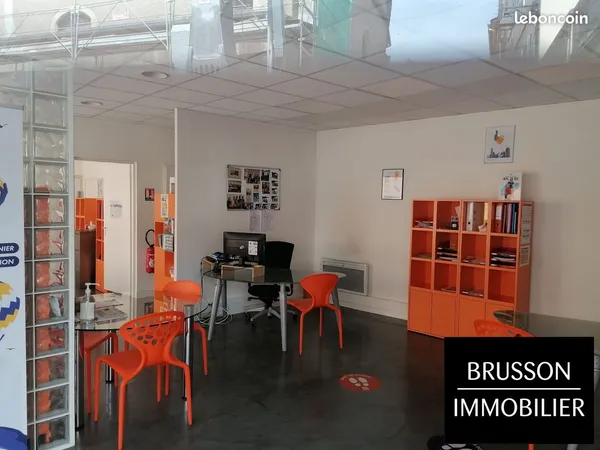 Local commercial 72 m² Castres