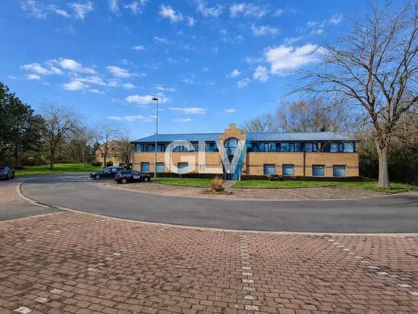 Maison 40 pièces 750 m²