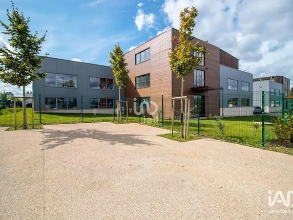 Bureaux 90 m²