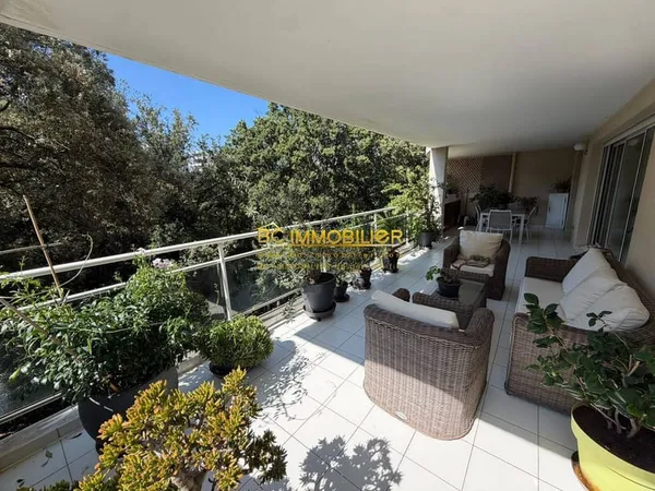 Appartement 5 pièces 128 m²