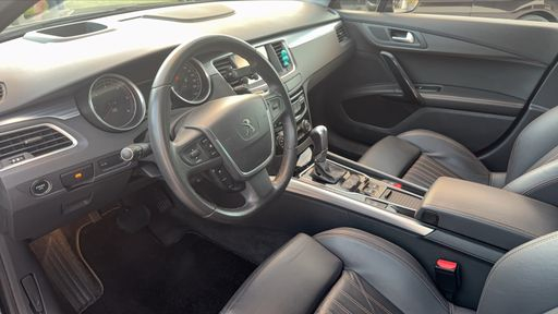 Peugeot 508 RXH 2.0 BlueHDi 180 EAT6 - Feline – 2017 – 123129 km – Diesel – Boîte Automatique — photo 20