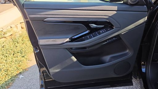 Land Rover Range Rover Evoque 2.0 D150 BVA9 - R-Dynamic SE – 2019 – 65612 km – Hybride diesel – Boîte Automatique — photo 48