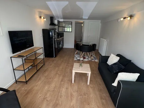 Superbe T2 meublé - entièrement refait à neuf 🏡