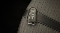 Peugeot 208 1.2 PureTech 100ch S&S Allure — photo 16