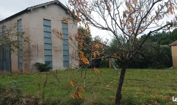 Ancien séchoir à tabac à réhabiliter à Calonges 47430 Lot et Garonne)