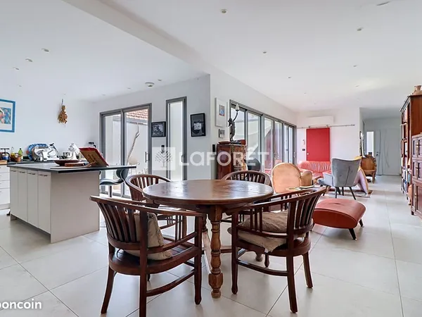 Maison 5 pièces 110 m²