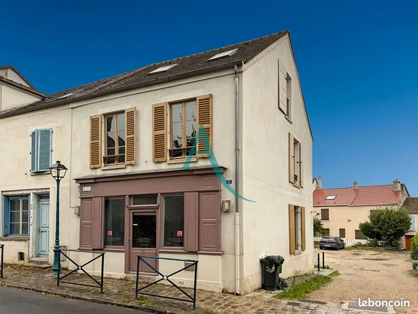 Local commercial 106 m² MENNECY