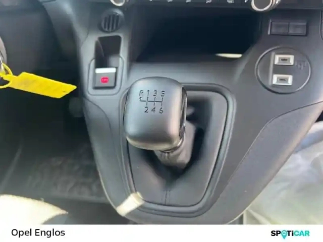 Opel Combo cargo m charge utile majorée diesel 100ch — photo 15