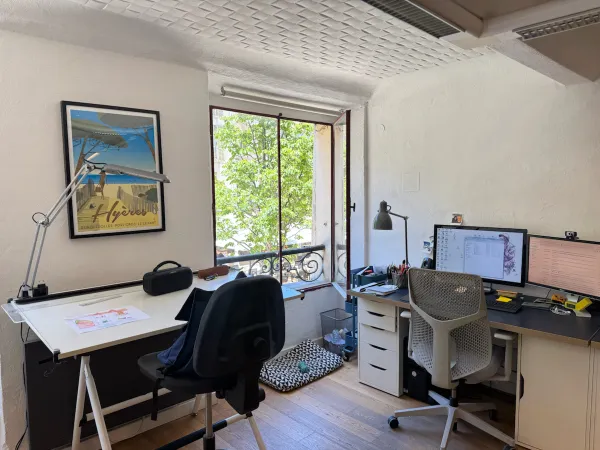 Loue local commercial 85m²