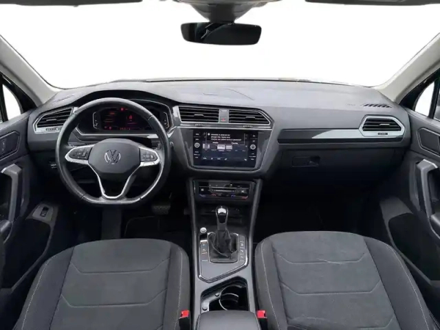 Volkswagen Tiguan 2.0 tdi 150ch dsg7 — photo 39