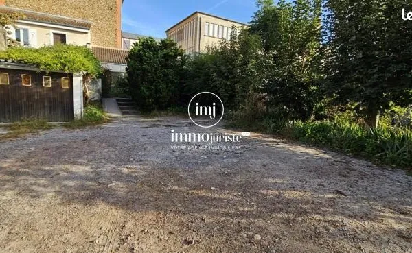 Immeuble 348 m²