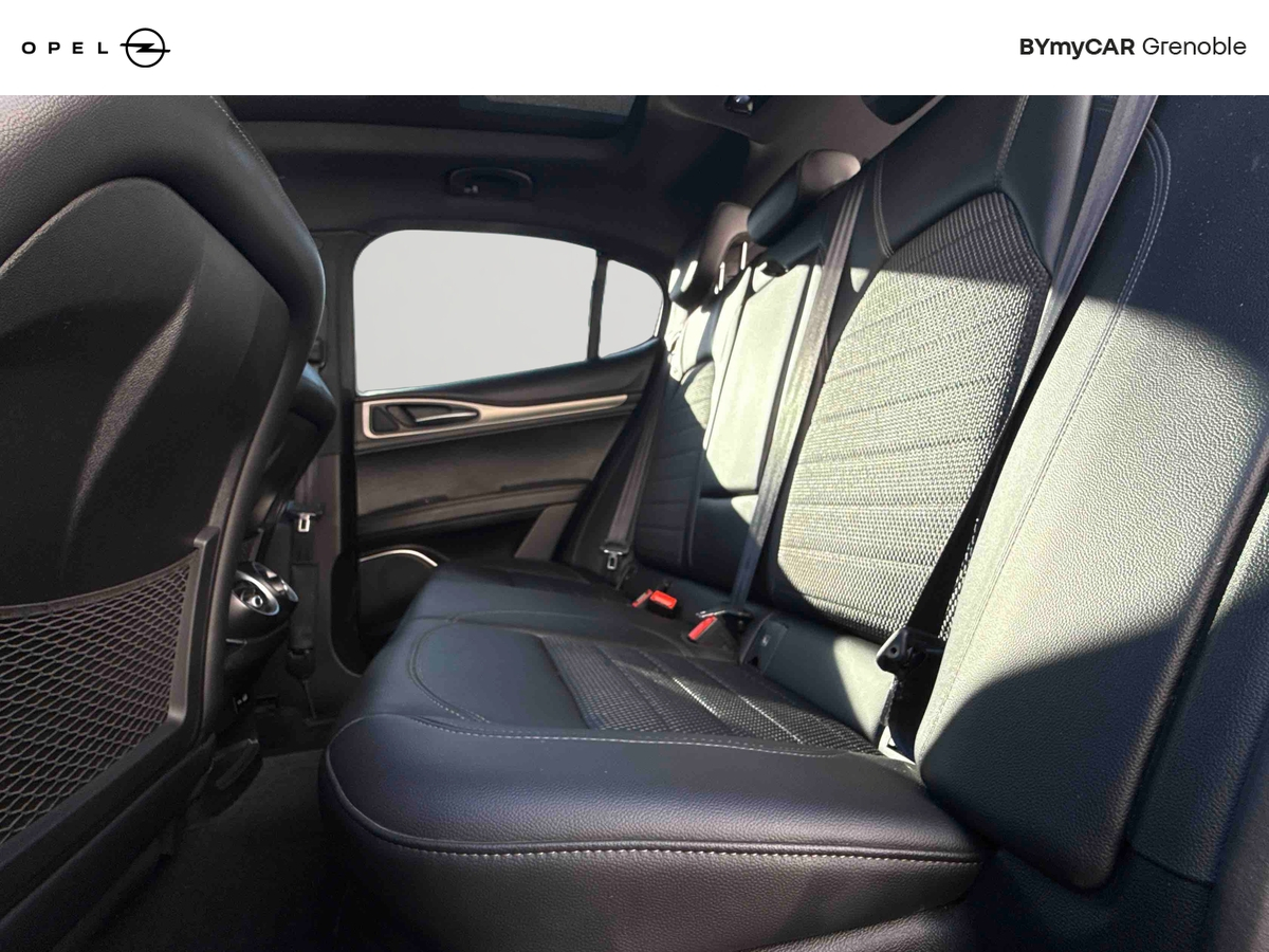 Alfa Romeo Stelvio 2.2 190 ch Q4 AT8 — photo 12