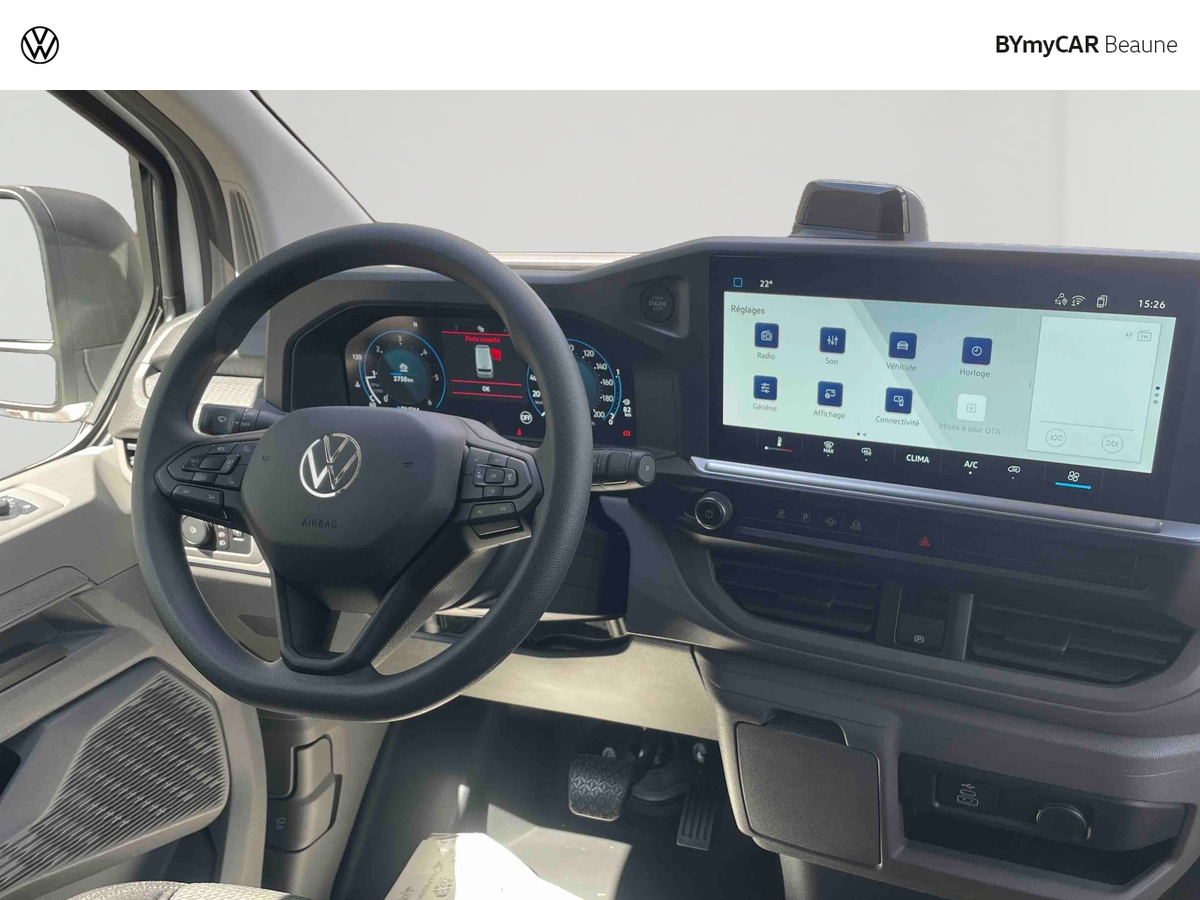 Volkswagen Utilitaires TRANSPORTER VAN L1H1 2.0 TDI 150 BVA8 — photo 9