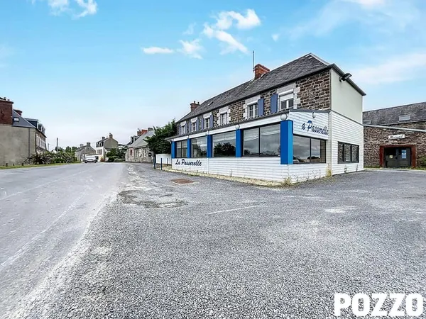 A Vendre BRICQUEVILLE SUR MER vue sur le Hâvre de la Vanlée