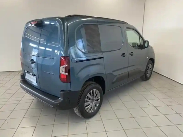 Peugeot Partner m diesel 100ch pro skill — photo 4