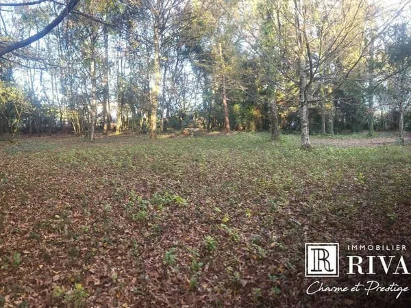 Terrain 1500 m²
