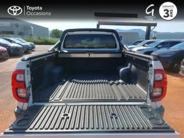 Toyota Hilux 2.8 d-4d 204ch x-tra cabine invincible 4wd bva my25 — photo 10