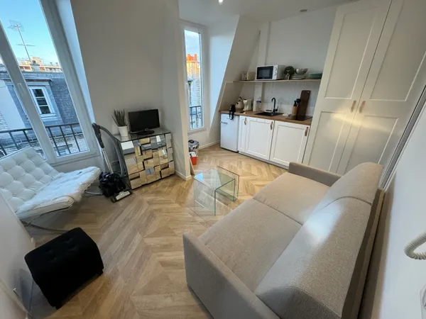 Loue studio meublé