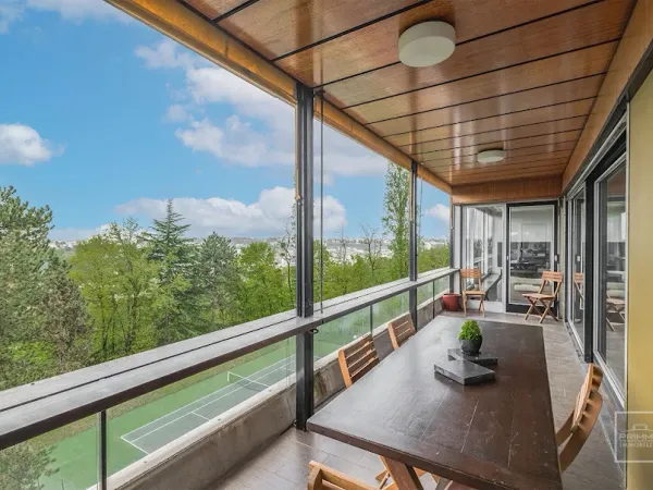 Appartement 6 pièces 249 m²
