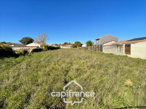 Terrain 1700 m²