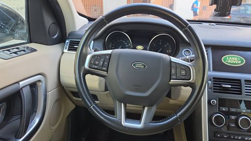 Land Rover Discovery Sport 2.0 TD4 180 4WD BVA8 - HSE – 2015 – 146276 km – Diesel – Boîte Automatique — photo 32
