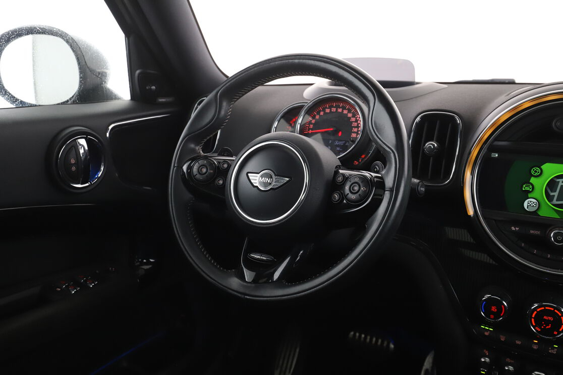 MINI Countryman John Cooper Works ALL4 BVA8 — photo 14