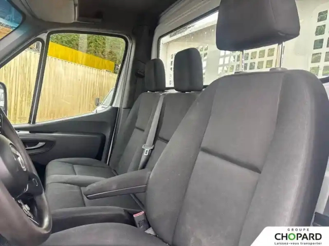 Mercedes Sprinter chassis cab 514 cdi 37 3.5t rwd — photo 11