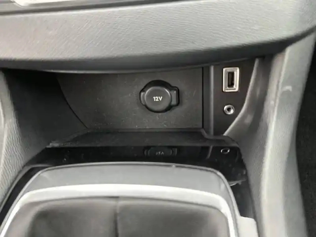 Peugeot 308 1.2 puretech 110ch s&amp;s bvm5 — photo 24