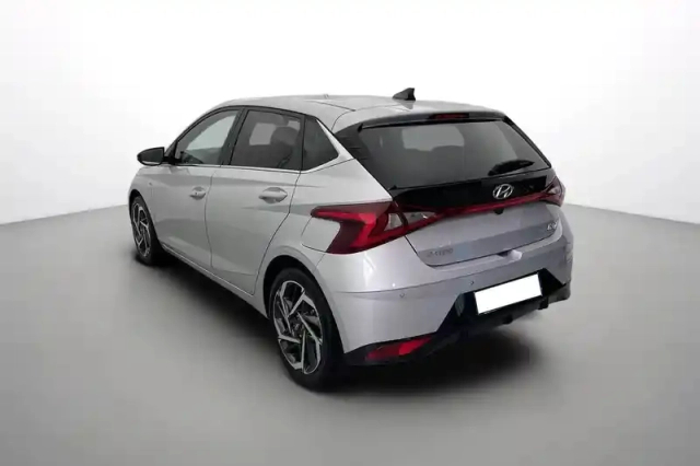 Hyundai I20 1.0 t-gdi 100 dct-7 hybrid 48v — photo 4