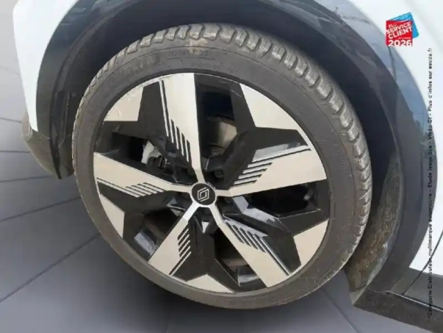 Renault Megane e-tech electric ev60 220ch techno super charge — photo 10