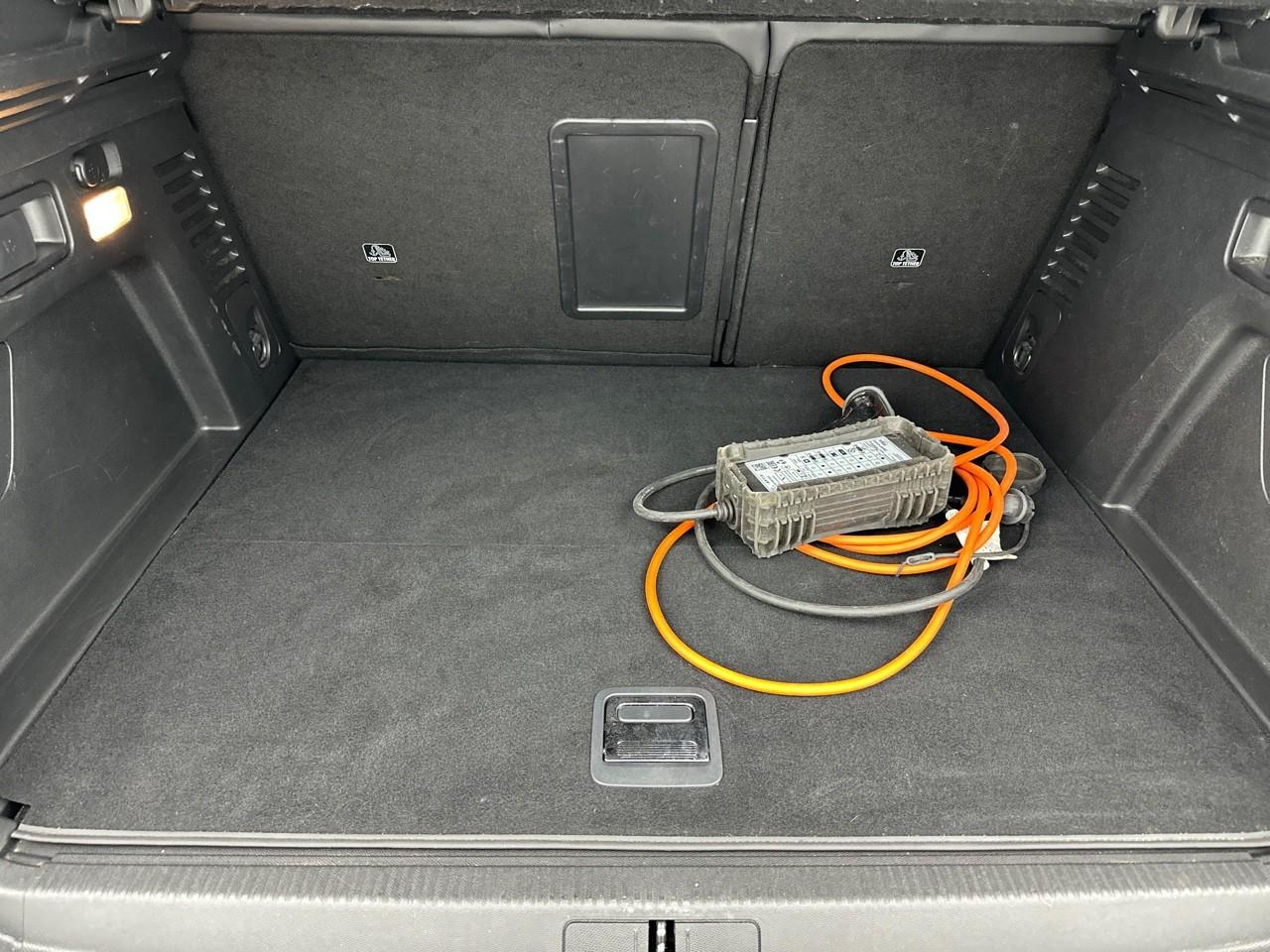 Peugeot 3008 hybrid 225 e-eat8 allure pack — photo 6