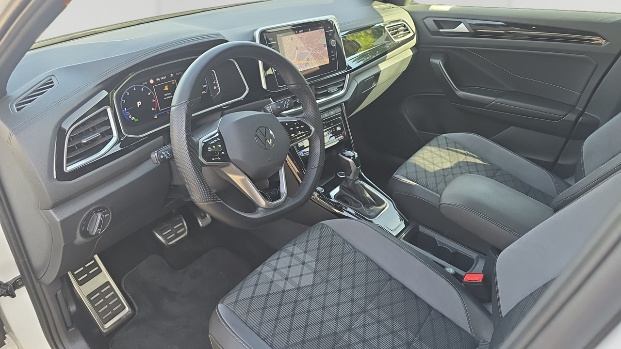 Volkswagen T-Roc 1.5 TSI EVO 150 Start/Stop DSG7 — photo 9