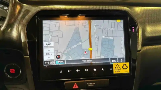 Suzuki Vitara 1.4 boosterjet hybrid auto — photo 13