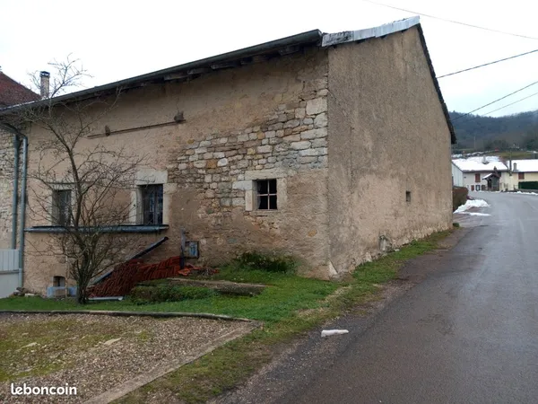 Ancienne ferme désaffecté (grange)