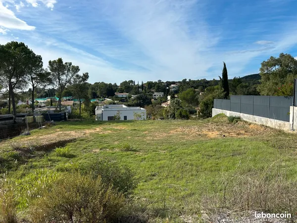 Terrain 754 m² - Vente à terme