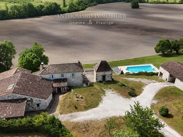 Belle maison de campagne, piscine