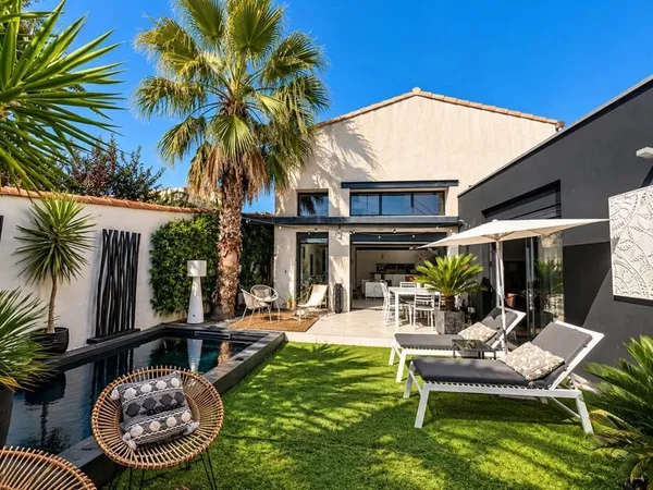 MONTPELLIER - Villa d'architecte coup de coeur avec piscine, jardin intimiste et 5 chambres