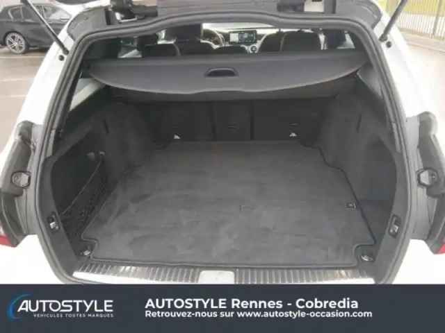 Mercedes Classe C break 300 d 245ch amg line 9g-tronic — photo 6