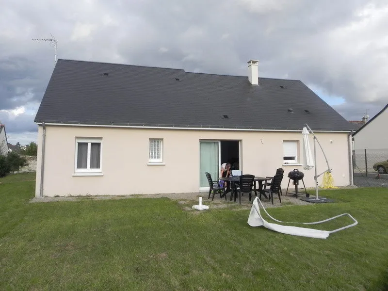 Photo 1