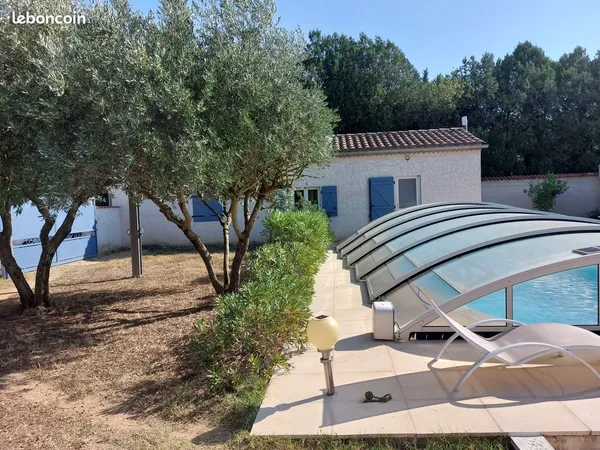 Appartement meublé 30m² - Entrée indép. - Parking - 620 CC
