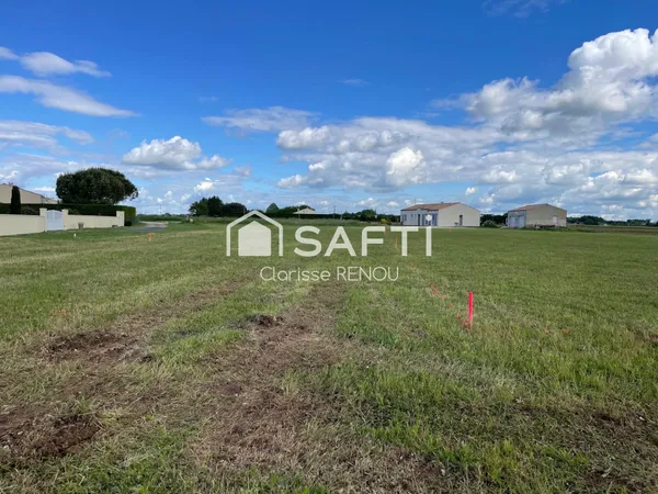 TERRAIN CONSTRUCTIBLE DE 8 994 m² - ARCHINGEAY (17380)