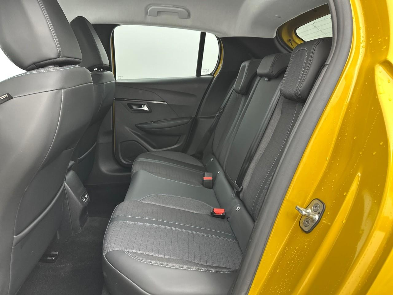 Peugeot 208 puretech 100 s&s bvm6 allure — photo 13