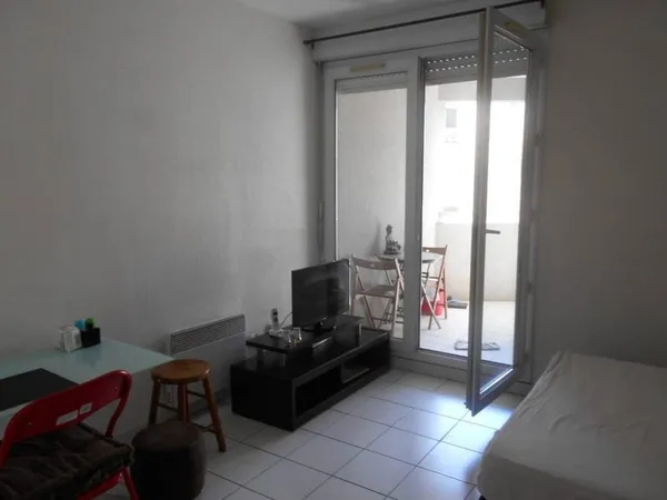 Studio 1 pièce 22 m²