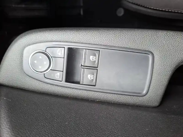 Renault Clio blue dci 100 ch gsr2 — photo 36
