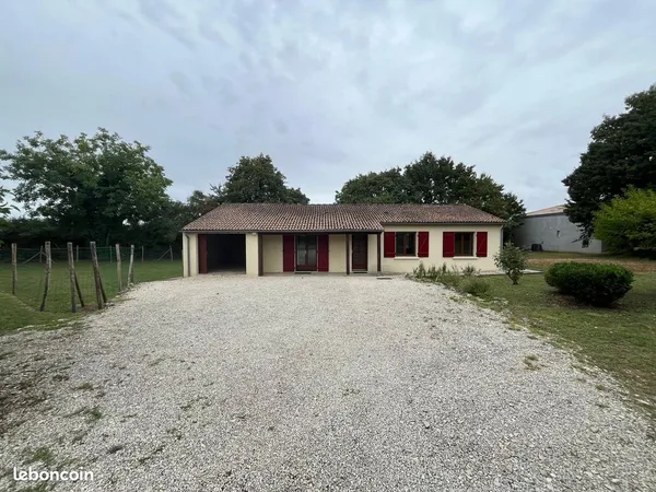 Location Maison 3 chambres avec grand jardin