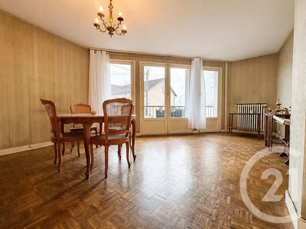 Appartement 4 pièces 76 m²
