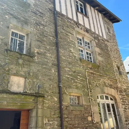 Maison 7 pièces 220 m²
