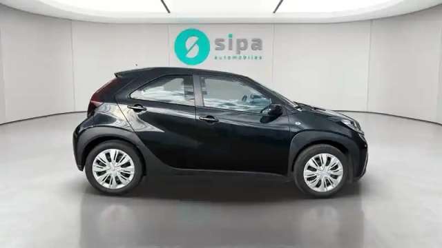 Toyota Aygo x 1.0 vvt-i 72 — photo 6